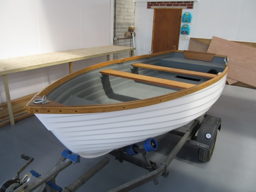 Trout boats. Fly fishing boats. Loch boats. Traditional boat builders.